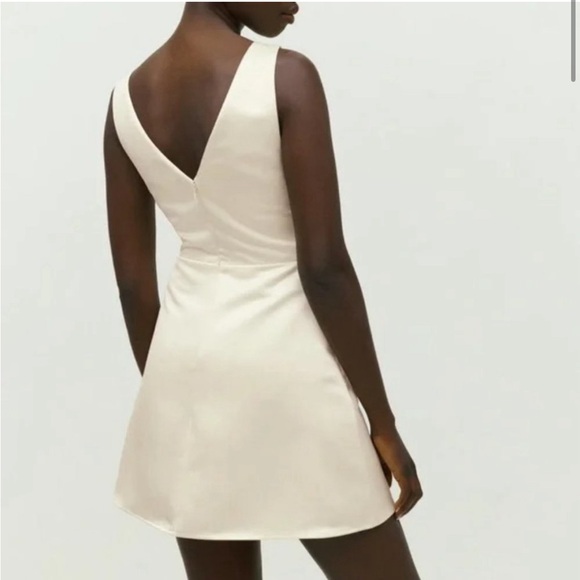 NWT Reformation Zenni Dress in Pale Yellow - Picture 7 of 8